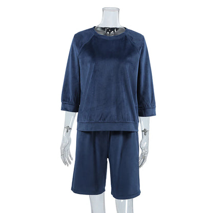 Women’s Long Sleeve Top & Shorts Velvet Pajama Set